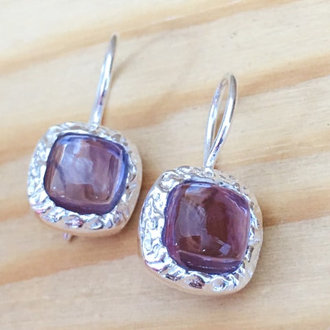 oh858-amethyst-10×10-mm