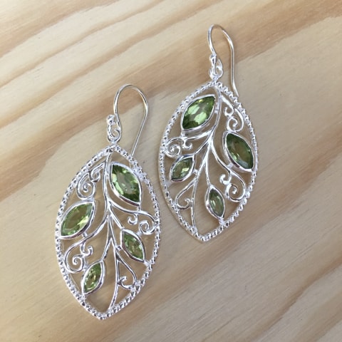 oh138-facettierter-peridot-32×20-mm