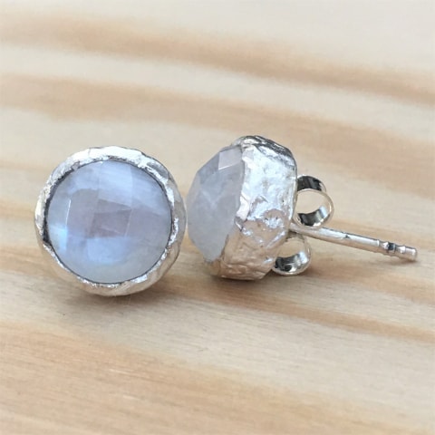 oh266-facettierter-regenbogen-mondstein-10-mm