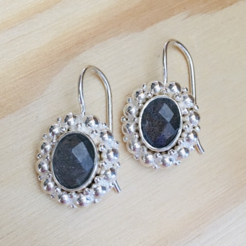oh269-facettierter-labradorit-15×13-mm