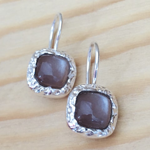 oh858-chocolate-mondstein-10×10-mm